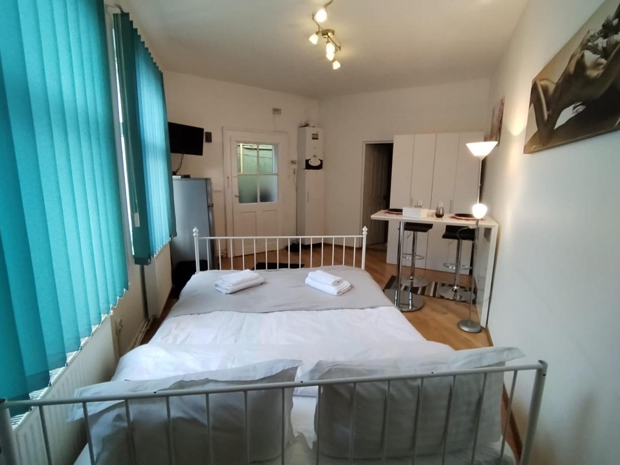 M&A Ana Central Studio Apartment Brasov Luaran gambar